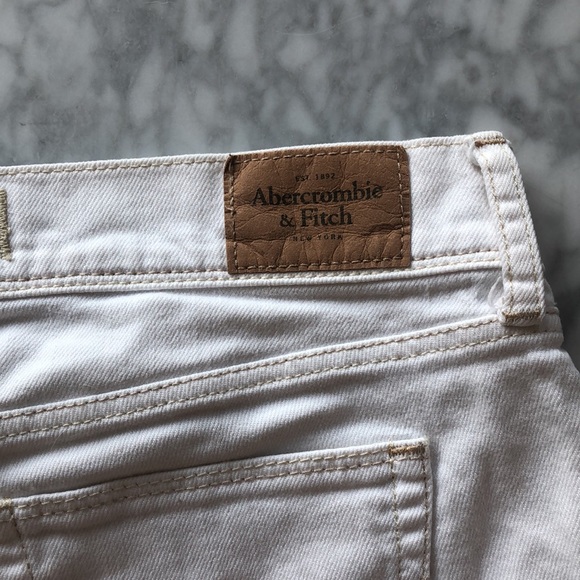 Abercrombie low rise shorts - size 0 w25 - Picture 6 of 8
